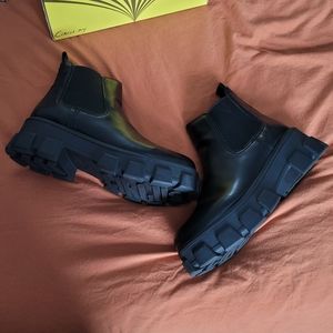 Circus by Sam Edelman Women's Darielle Platform Ankle Boot - Black - Size US11